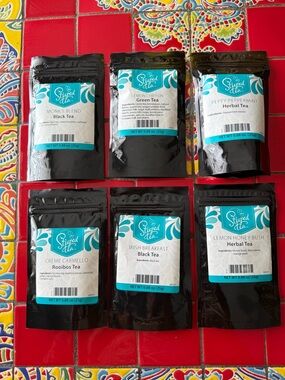 Assorted loose leaf tea